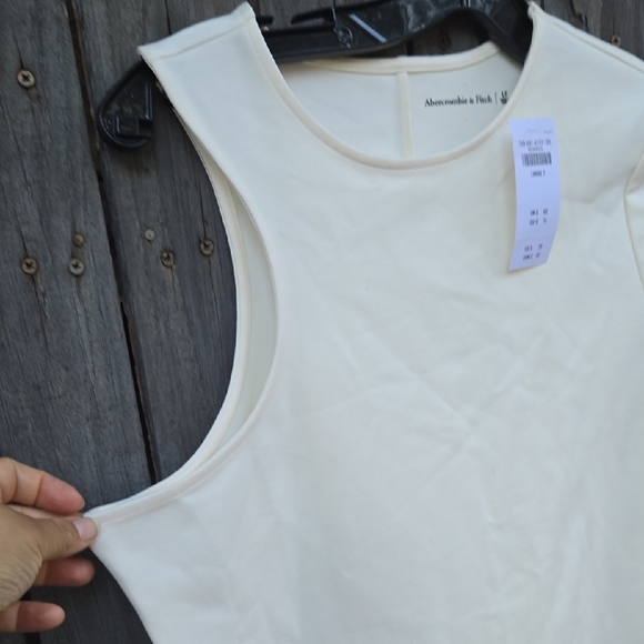 Abercrombie & Fitch Cream Asymmetrical One-Shoulder Dress - Picture 3 of 8